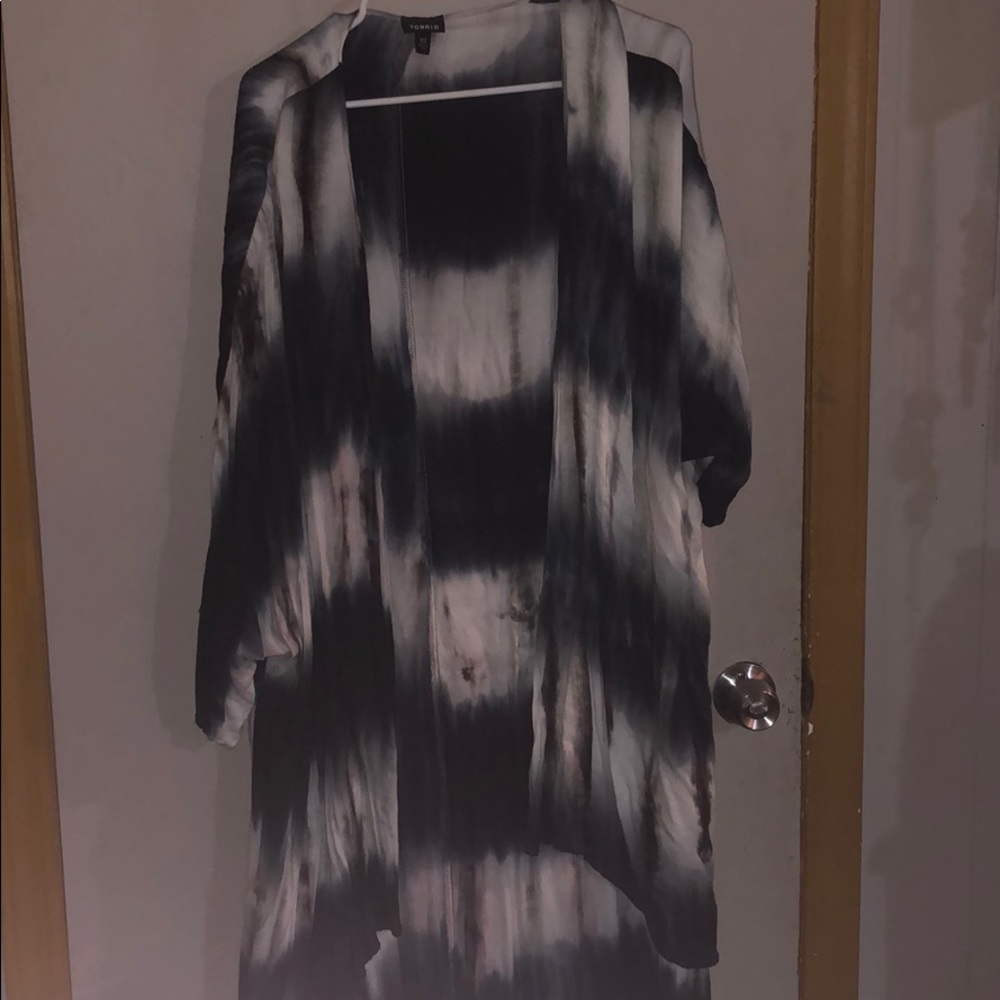 Torrid open cardigan.